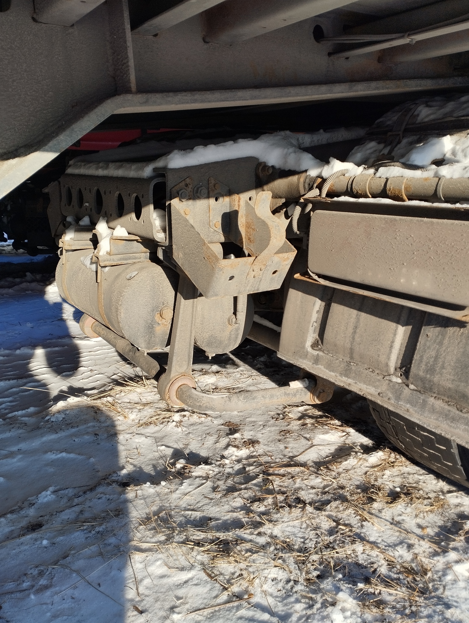 Седельный тягач КАМАЗ 5490-801-DC (газодизель) 2021 г. - фото 16