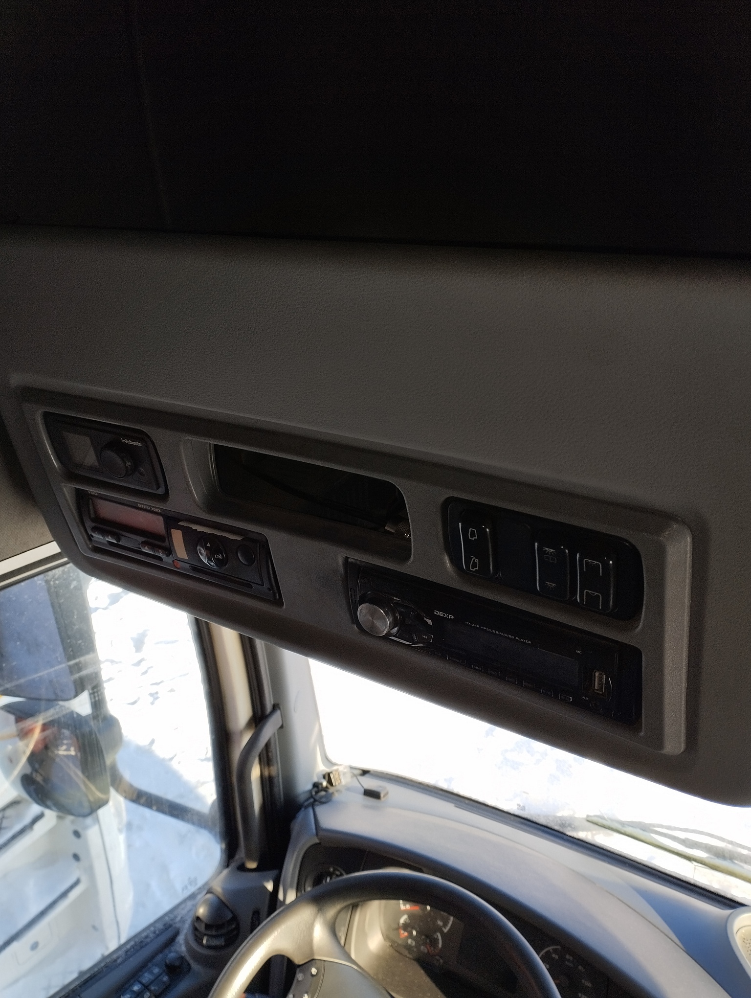 Седельный тягач КАМАЗ 5490-801-DC (газодизель) 2021 г. - фото 39