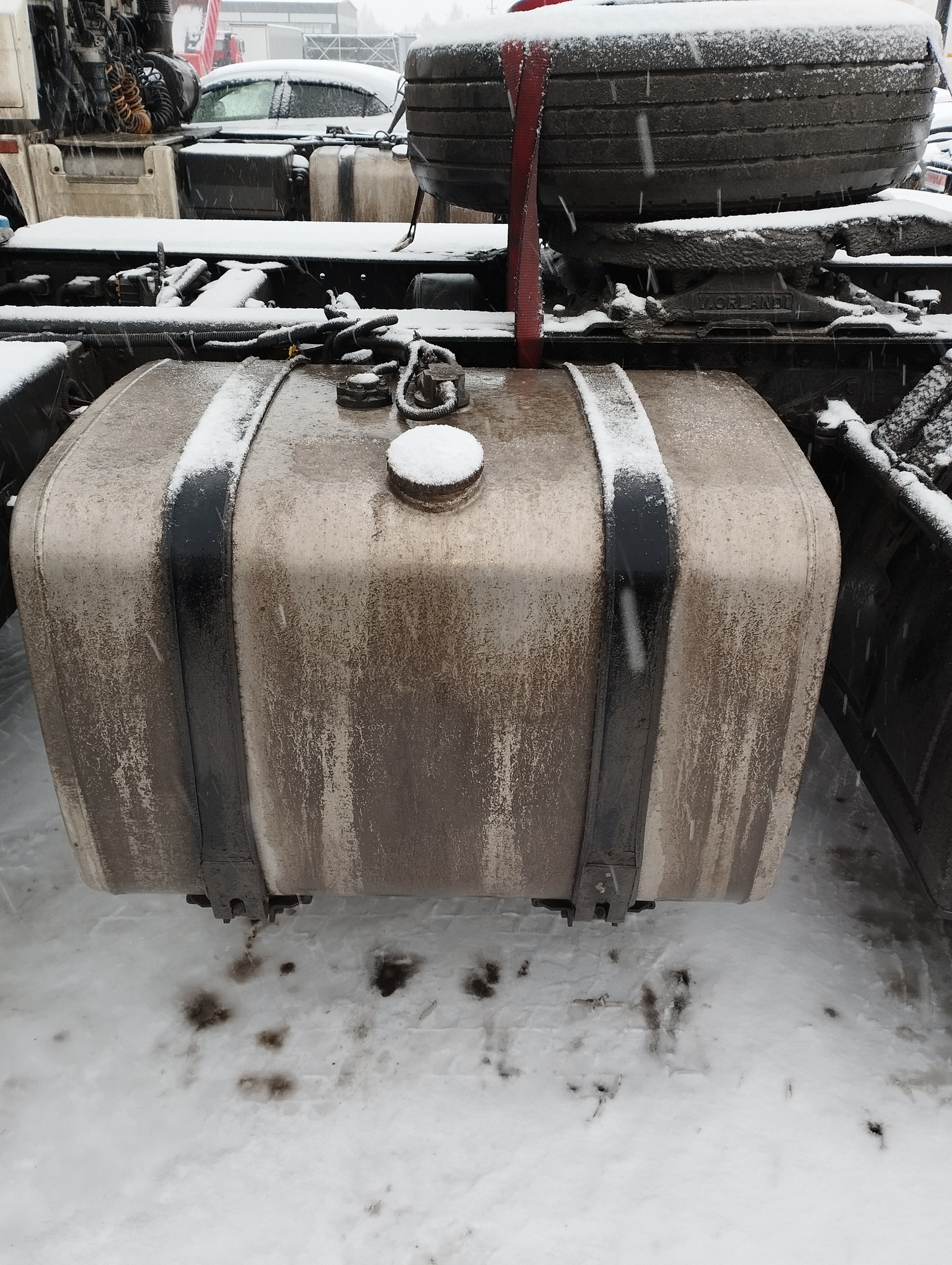 Седельный тягач КАМАЗ 5490-801-DC (газодизель) 2021 г. - фото 31