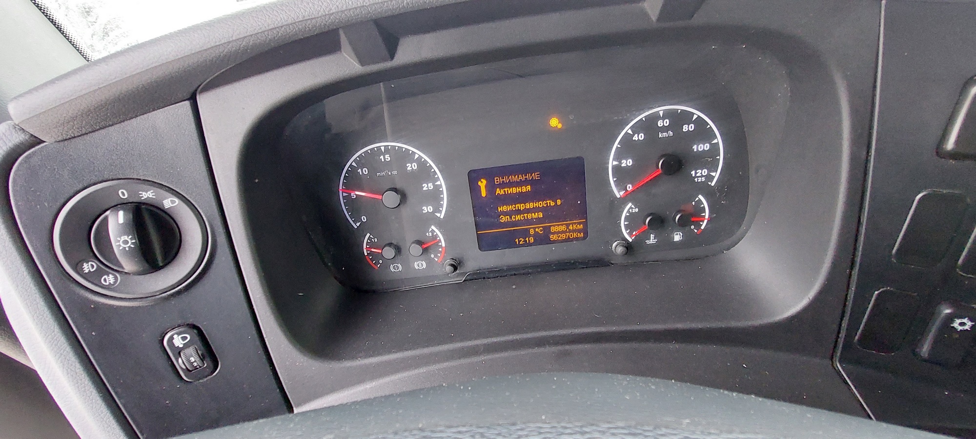 Седельный тягач КАМАЗ 5490-801-DC (газодизель) 2021 г. - фото 36