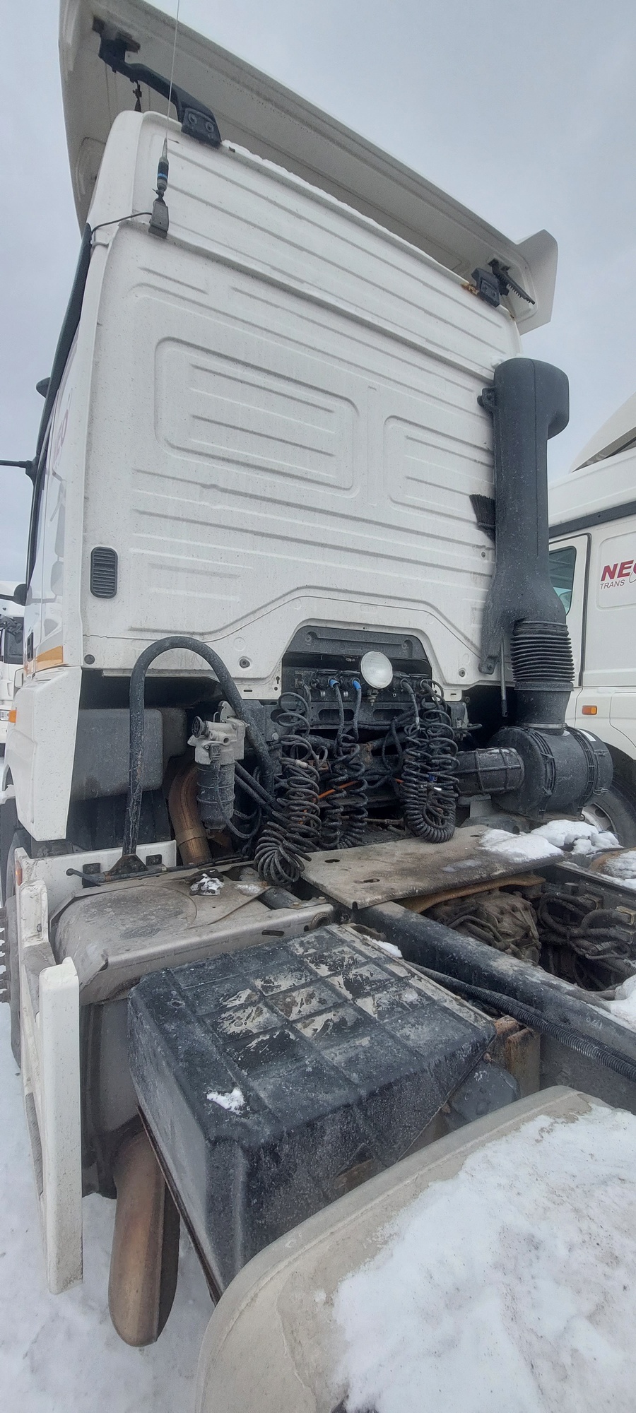 Седельный тягач КАМАЗ 5490-801-DC (газодизель) 2021 г. - фото 25