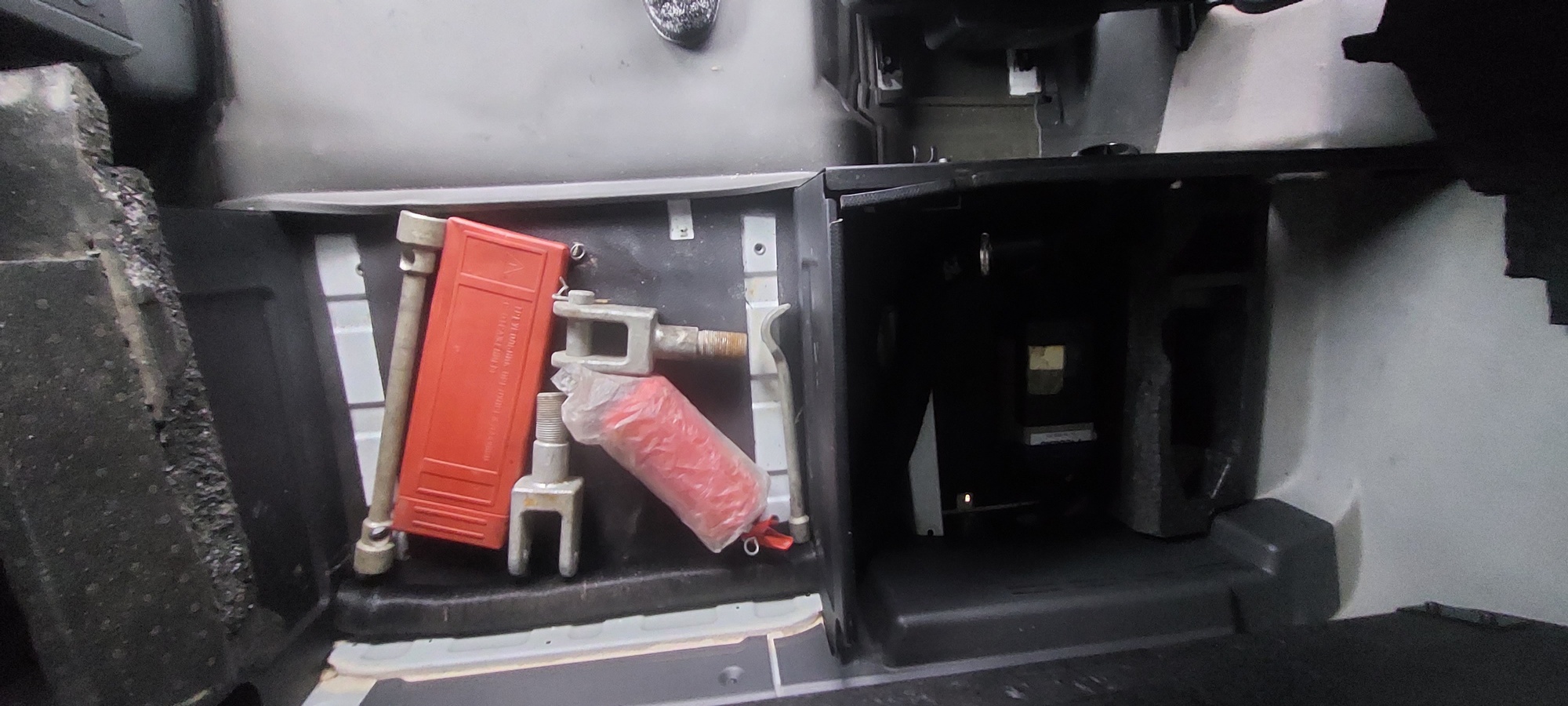 Седельный тягач КАМАЗ 5490-801-DC (газодизель) 2021 г. - фото 36