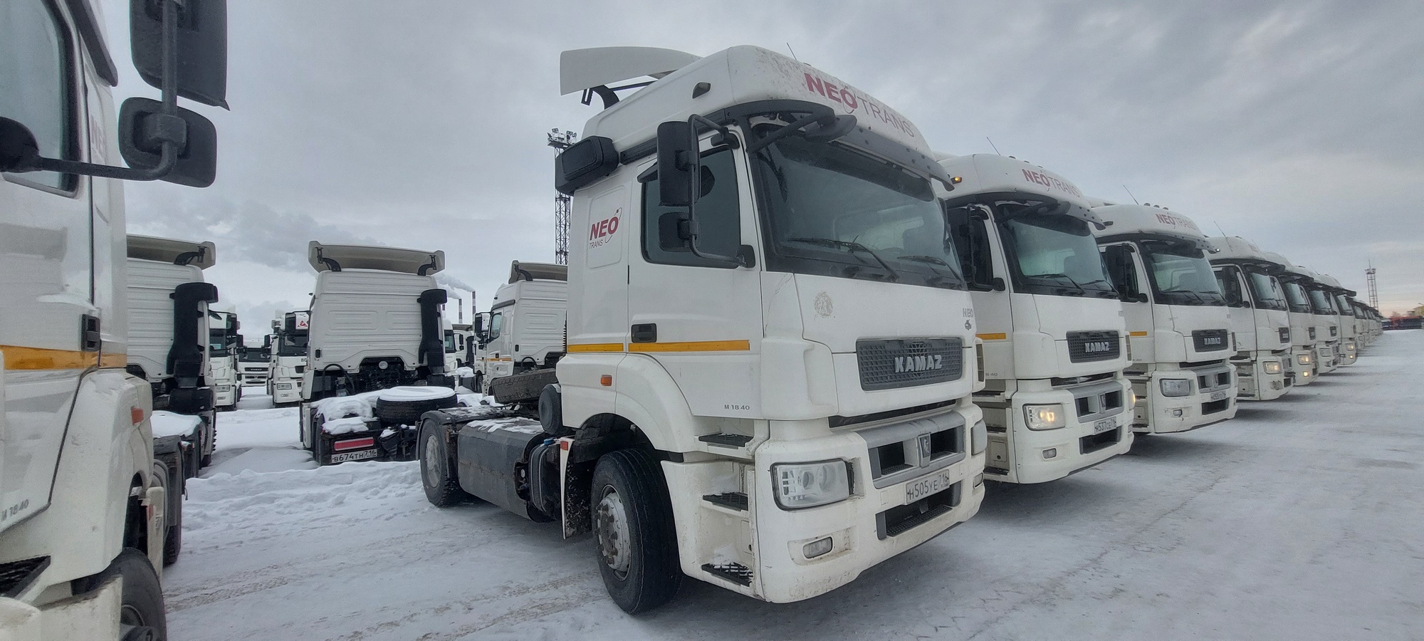 Седельный тягач КАМАЗ 5490-801-DC (газодизель) 2021 г. - фото 12