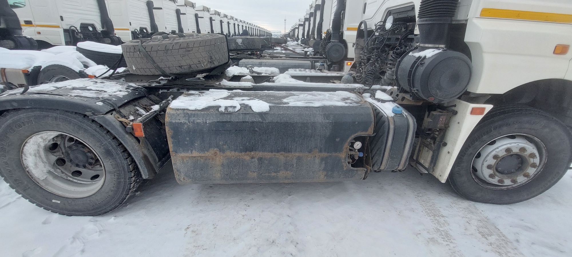 Седельный тягач КАМАЗ 5490-801-DC (газодизель) 2021 г. - фото 13