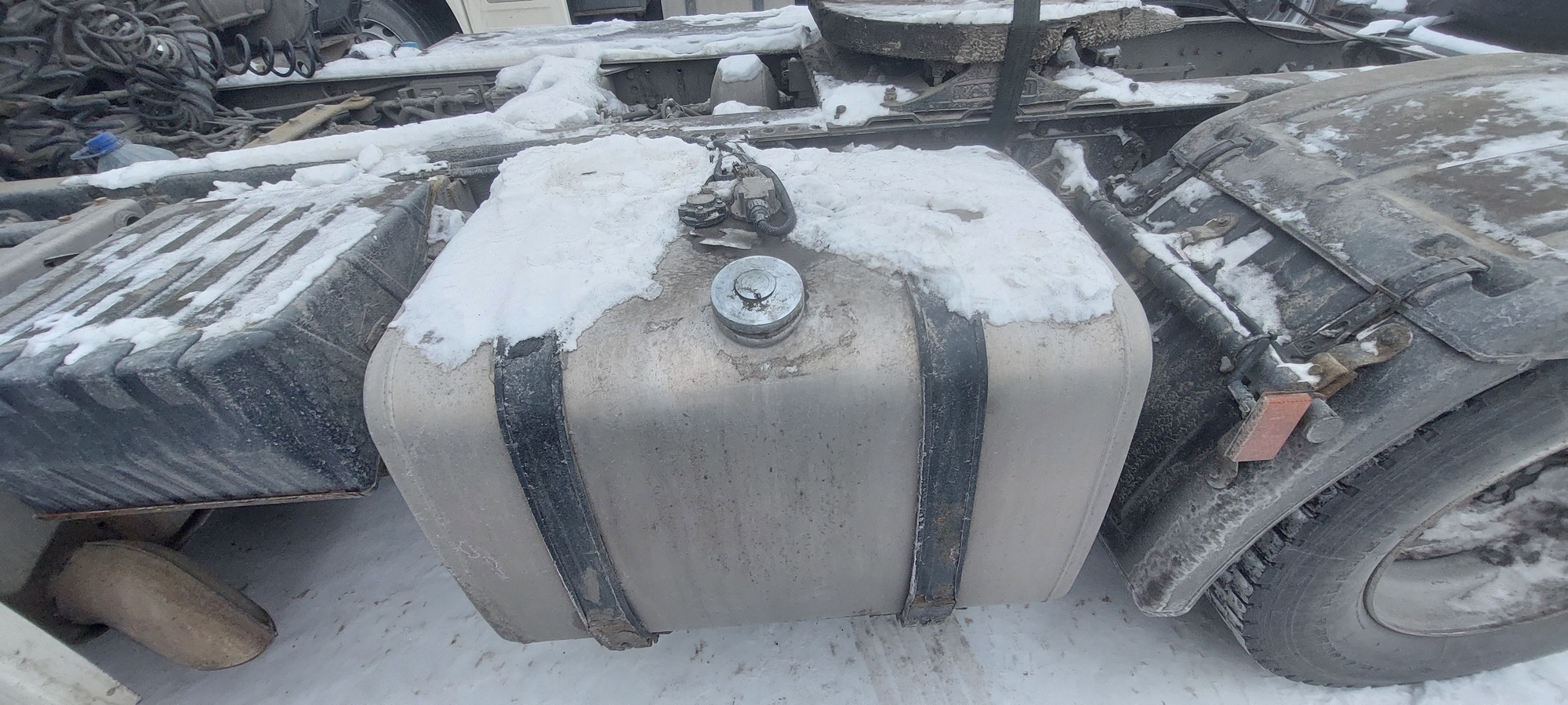 Седельный тягач КАМАЗ 5490-801-DC (газодизель) 2021 г. - фото 25