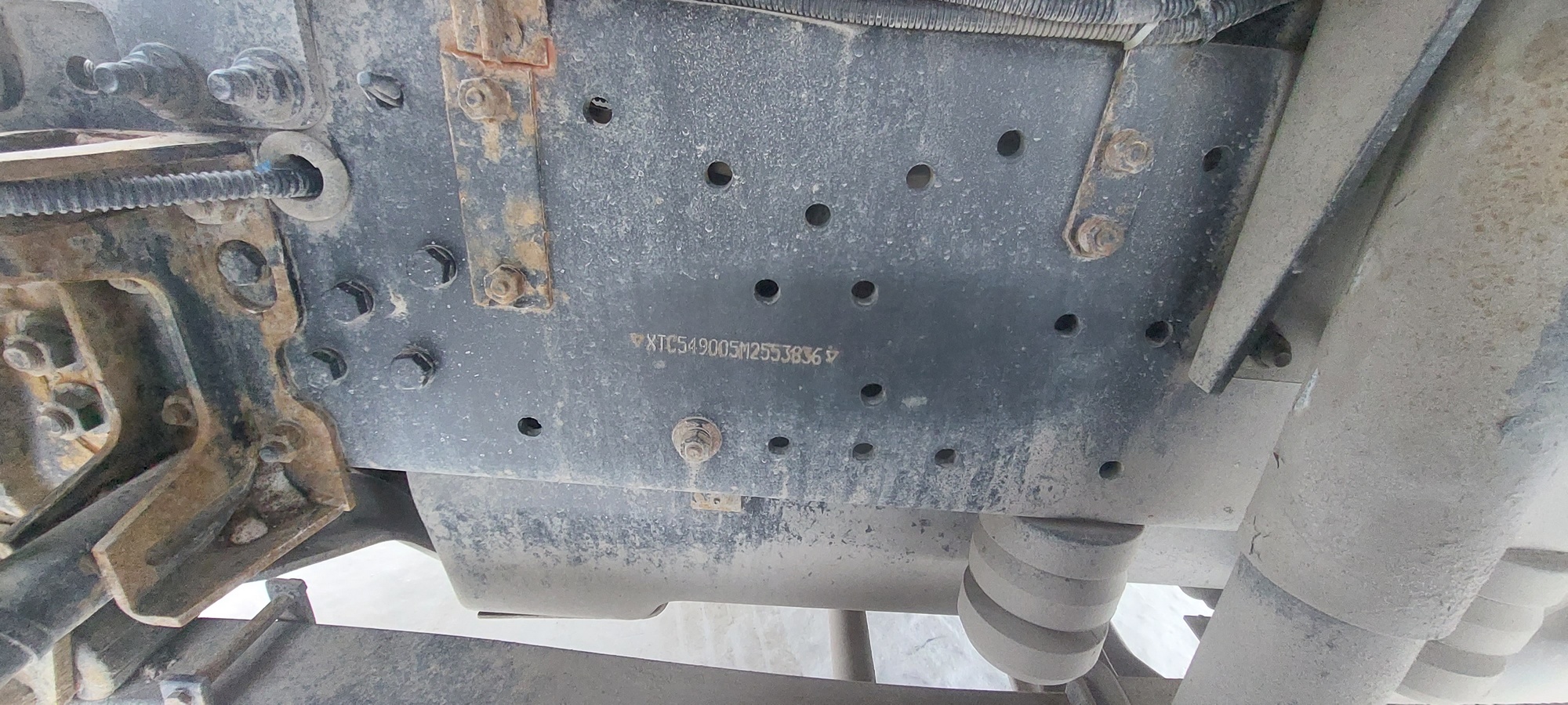 Седельный тягач КАМАЗ 5490-801-DC (газодизель) 2021 г. - фото 47