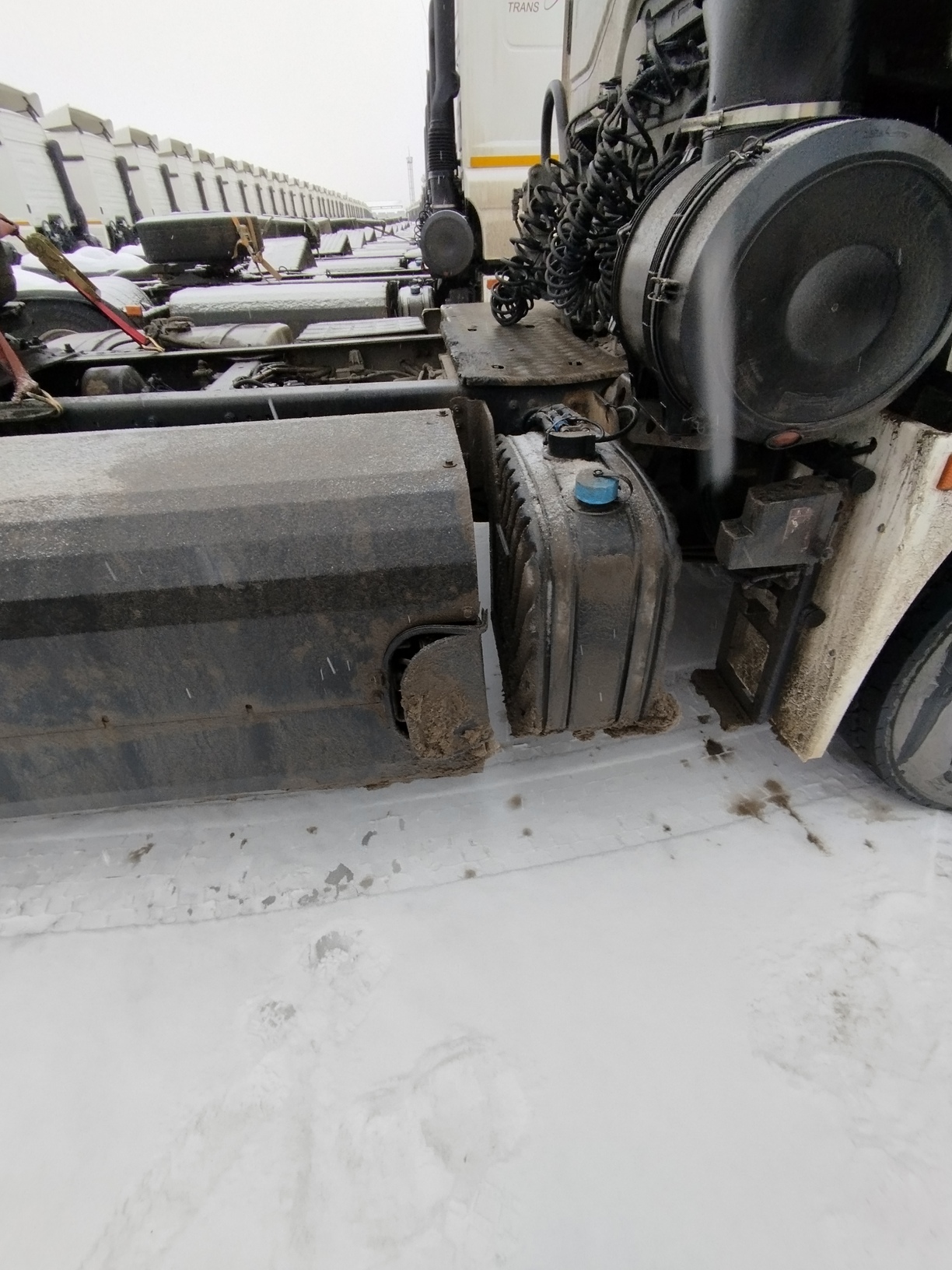 Седельный тягач КАМАЗ 5490-801-DC (газодизель) 2021 г. - фото 14