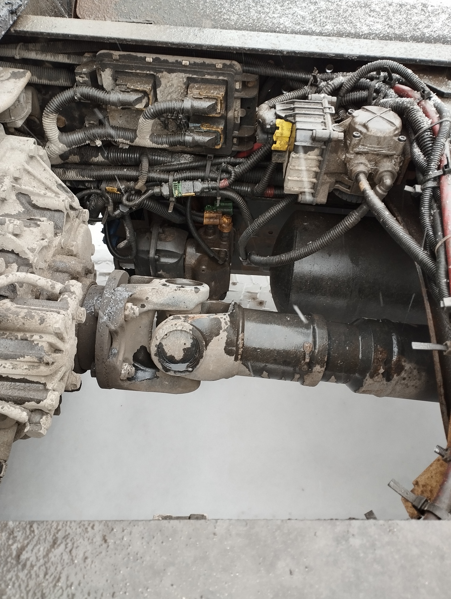 Седельный тягач КАМАЗ 5490-801-DC (газодизель) 2021 г. - фото 36