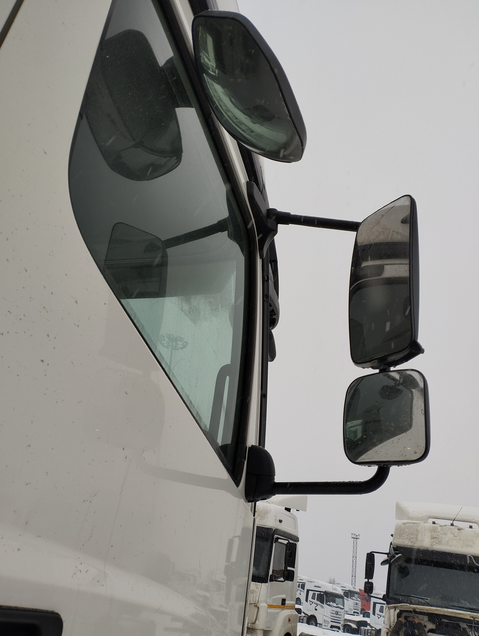 Седельный тягач КАМАЗ 5490-801-DC (газодизель) 2021 г. - фото 44