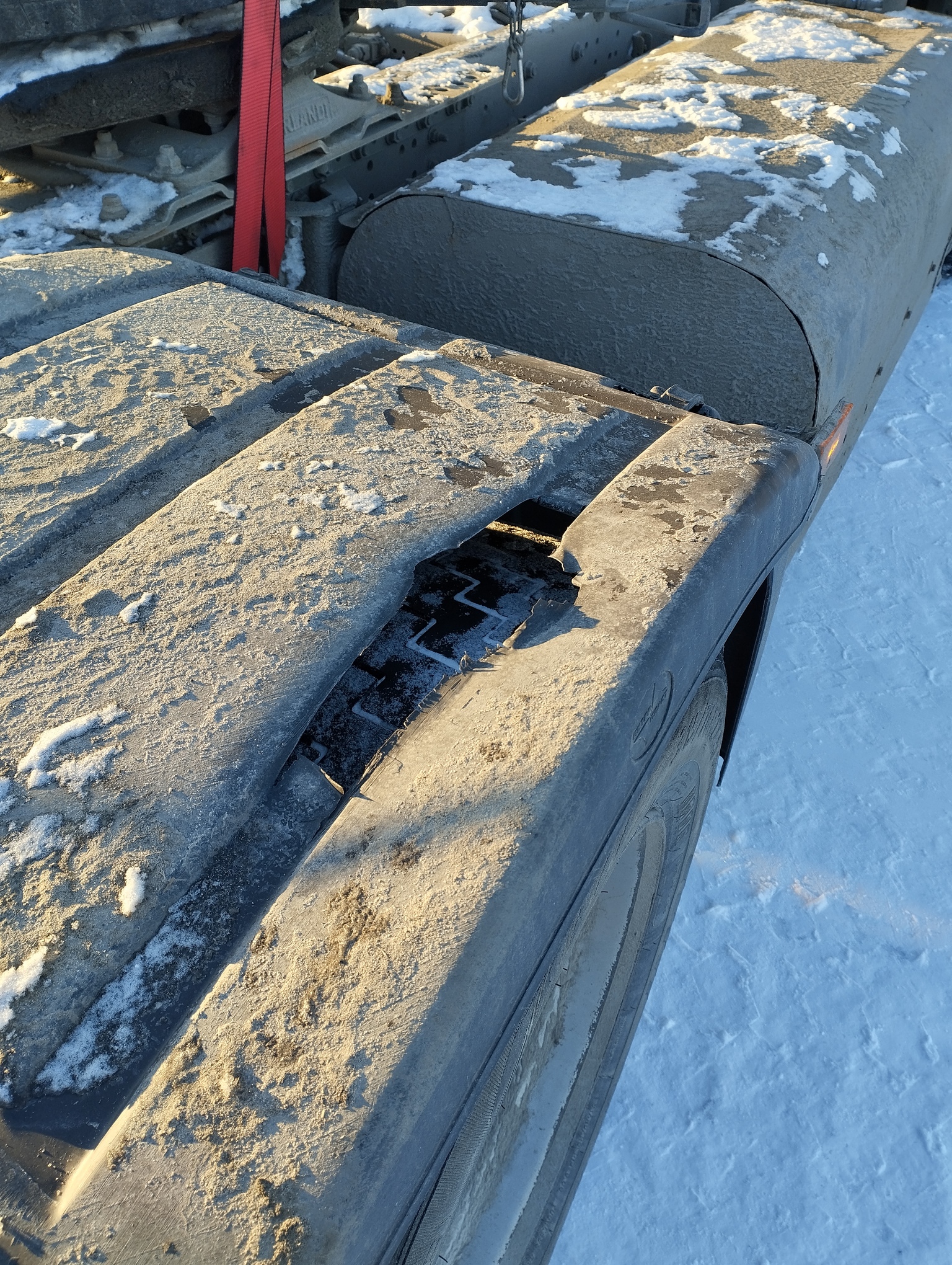 Седельный тягач КАМАЗ 5490-801-DC (газодизель) 2021 г. - фото 19