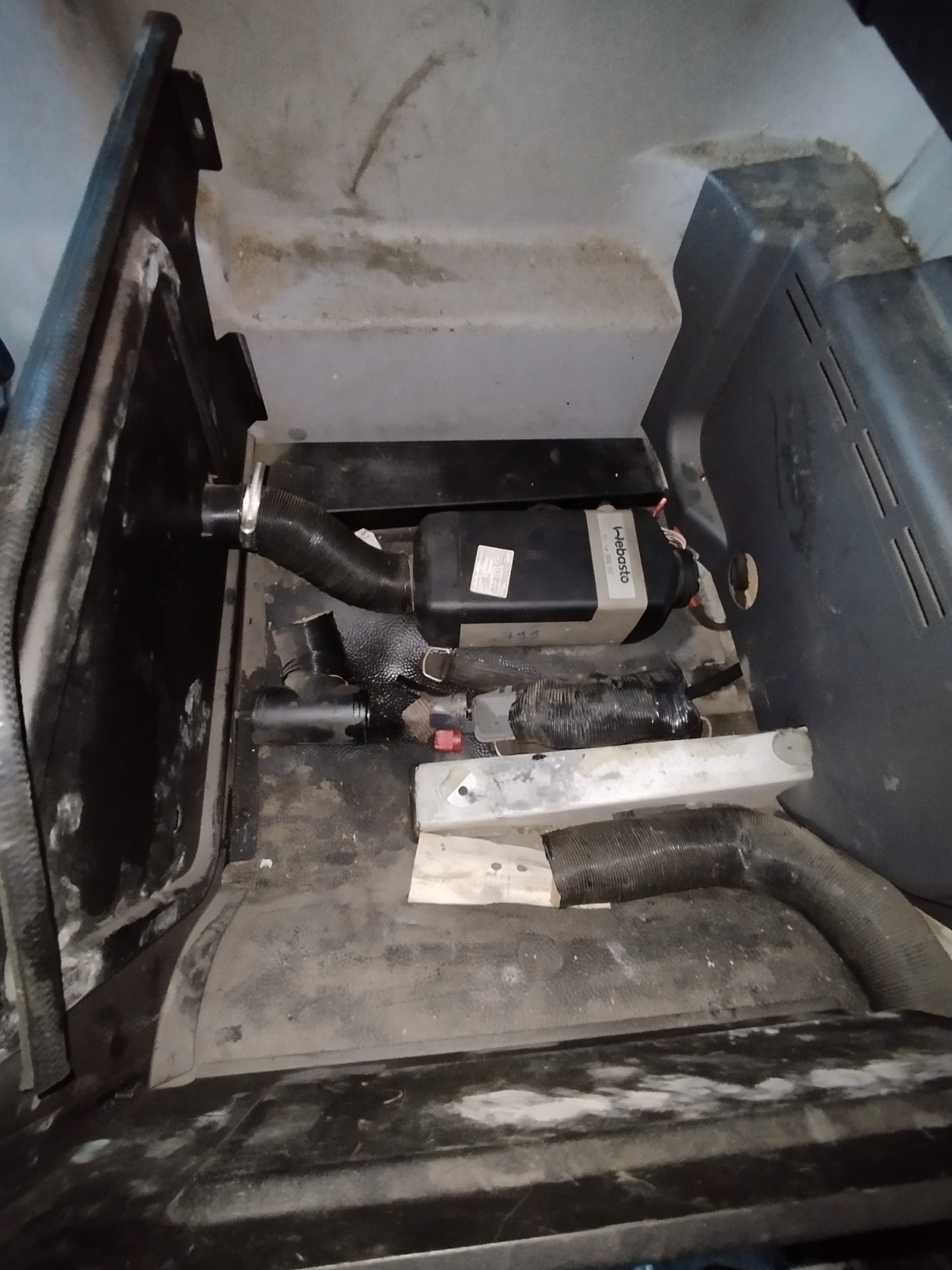 Седельный тягач КАМАЗ 5490-801-DC (газодизель) 2021 г. - фото 46