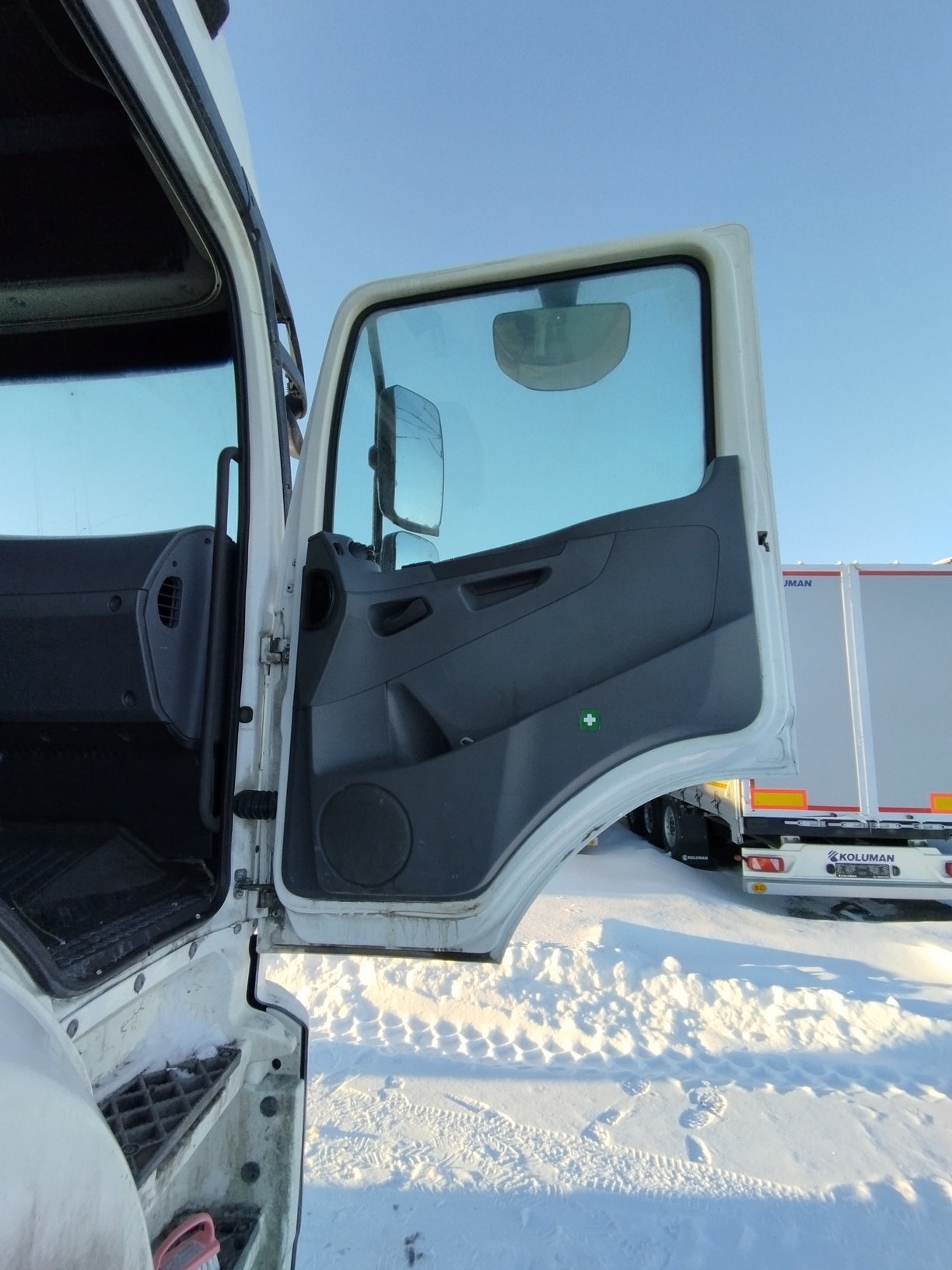 Седельный тягач КАМАЗ 5490-801-DC (газодизель) 2021 г. - фото 51