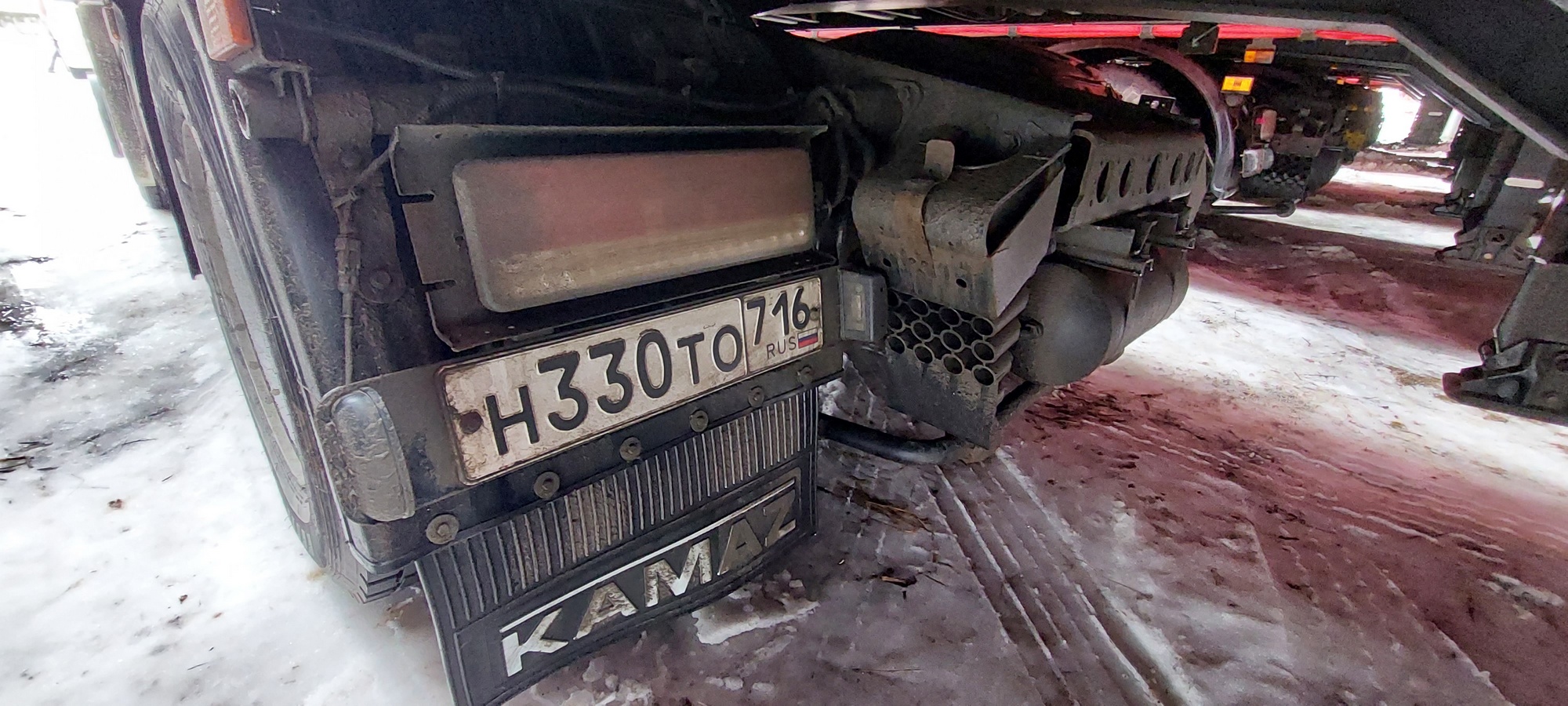 Седельный тягач КАМАЗ 5490-801-DC (газодизель) 2021 г. - фото 30