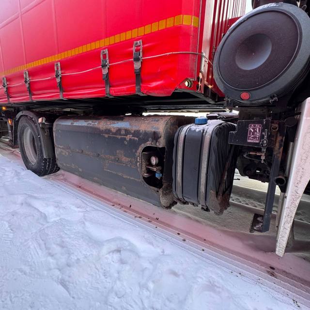 Седельный тягач КАМАЗ 5490-801-DC (газодизель) 2021 г. - фото 23