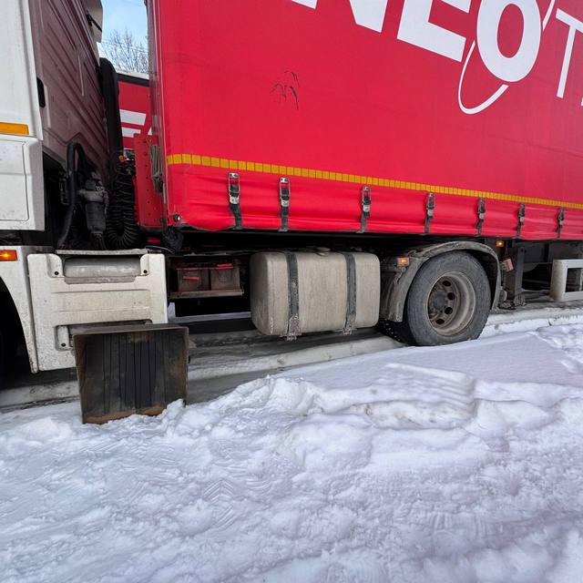 Седельный тягач КАМАЗ 5490-801-DC (газодизель) 2021 г. - фото 31