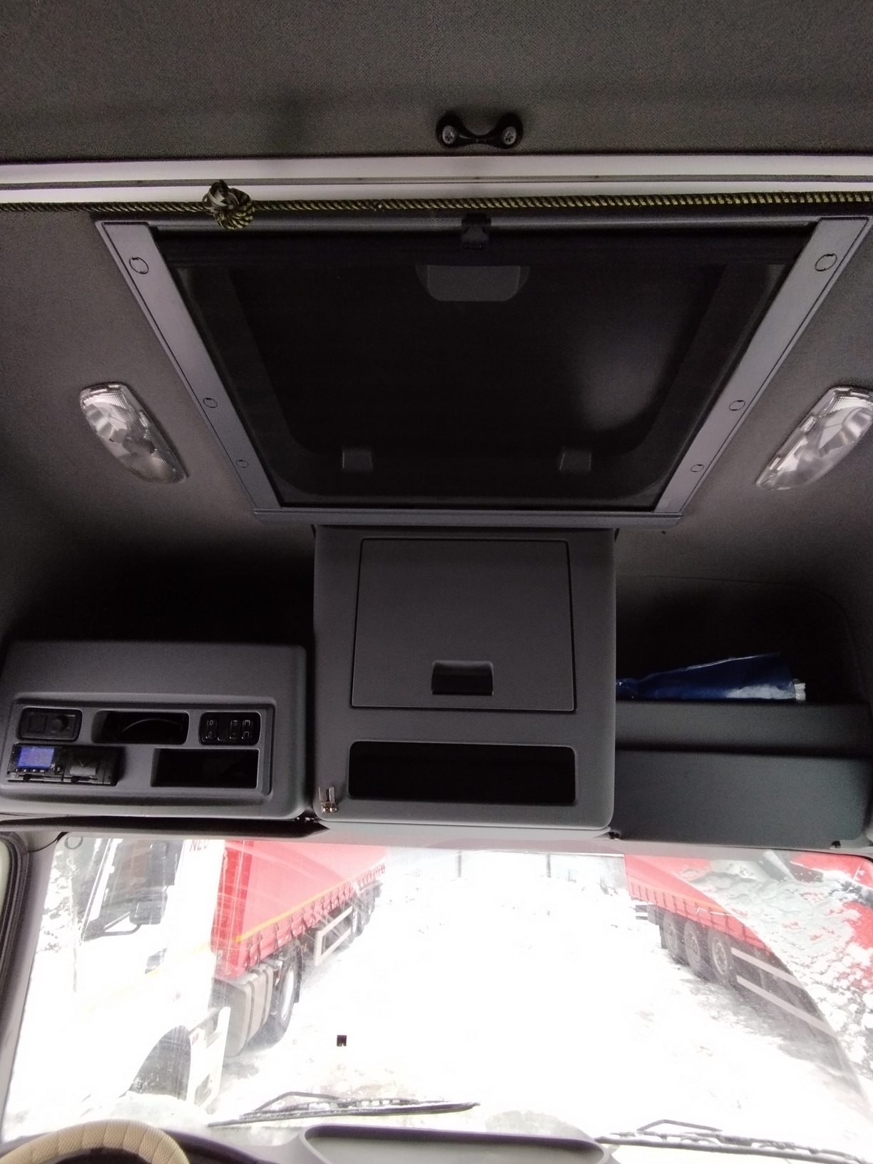 Седельный тягач КАМАЗ 5490-801-DC (газодизель) 2021 г. - фото 45