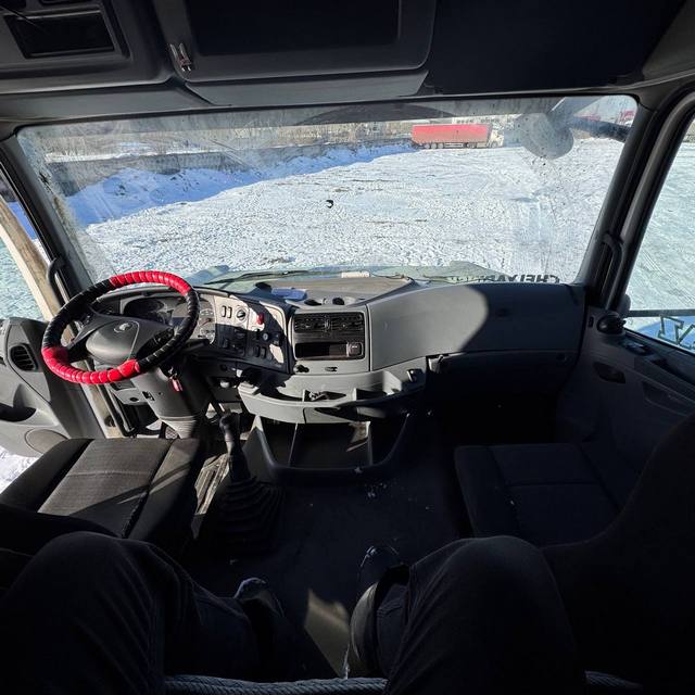 Седельный тягач КАМАЗ 5490-801-DC (газодизель) 2021 г. - фото 2