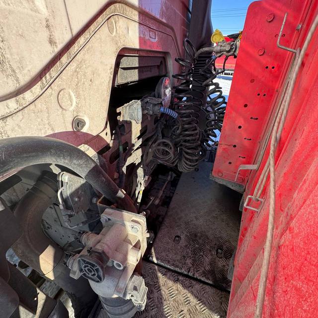 Седельный тягач КАМАЗ 5490-801-DC (газодизель) 2021 г. - фото 16