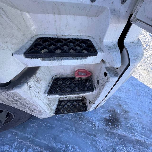 Седельный тягач КАМАЗ 5490-801-DC (газодизель) 2021 г. - фото 26