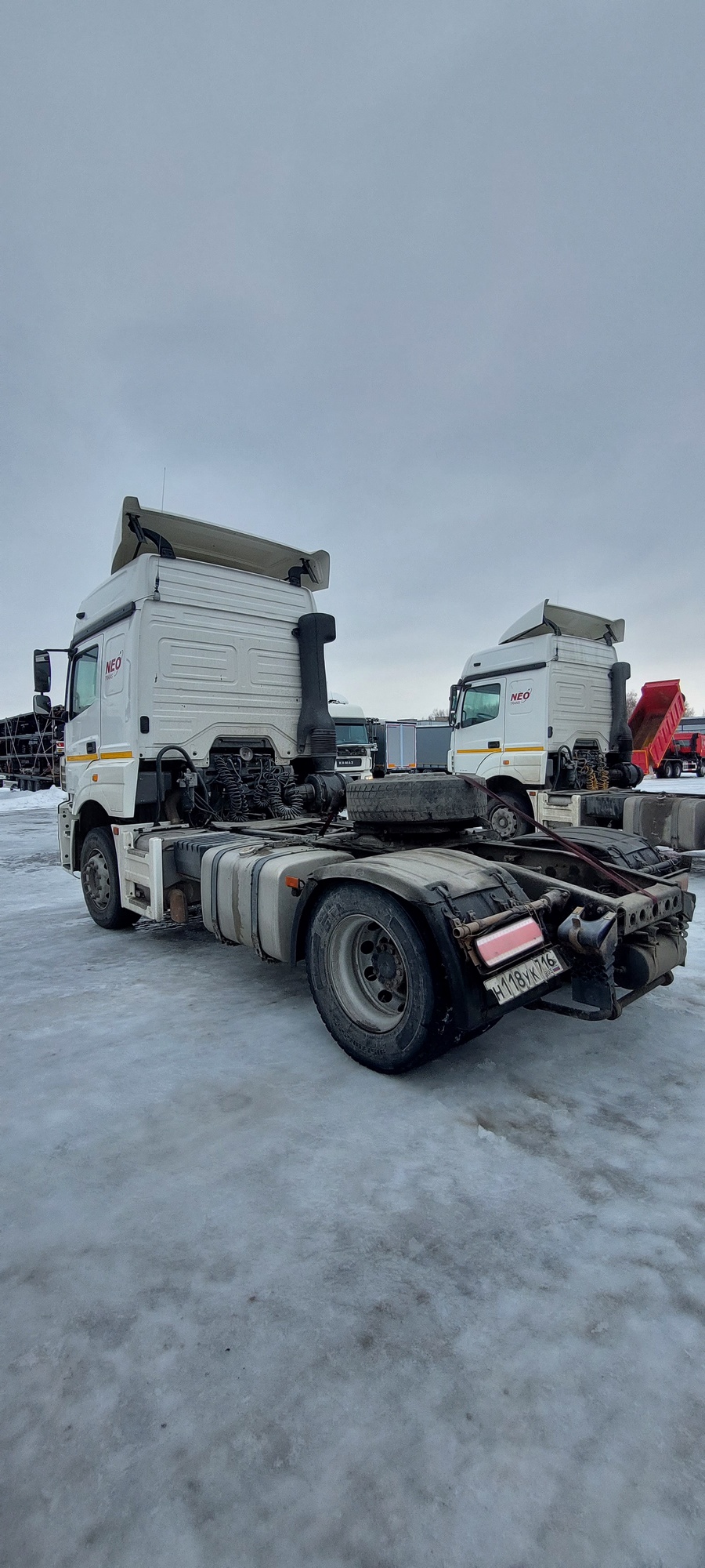 Седельный тягач КАМАЗ 5490-801-DC (газодизель) 2021 г. - фото 30