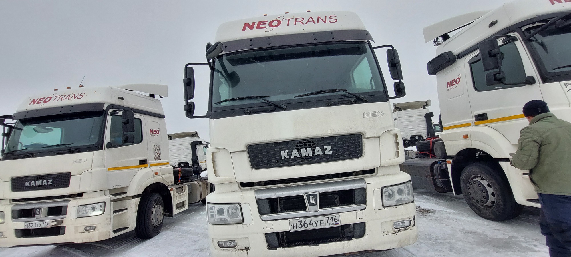 Седельный тягач КАМАЗ 5490-801-DC (газодизель) 2021 г. - фото 2