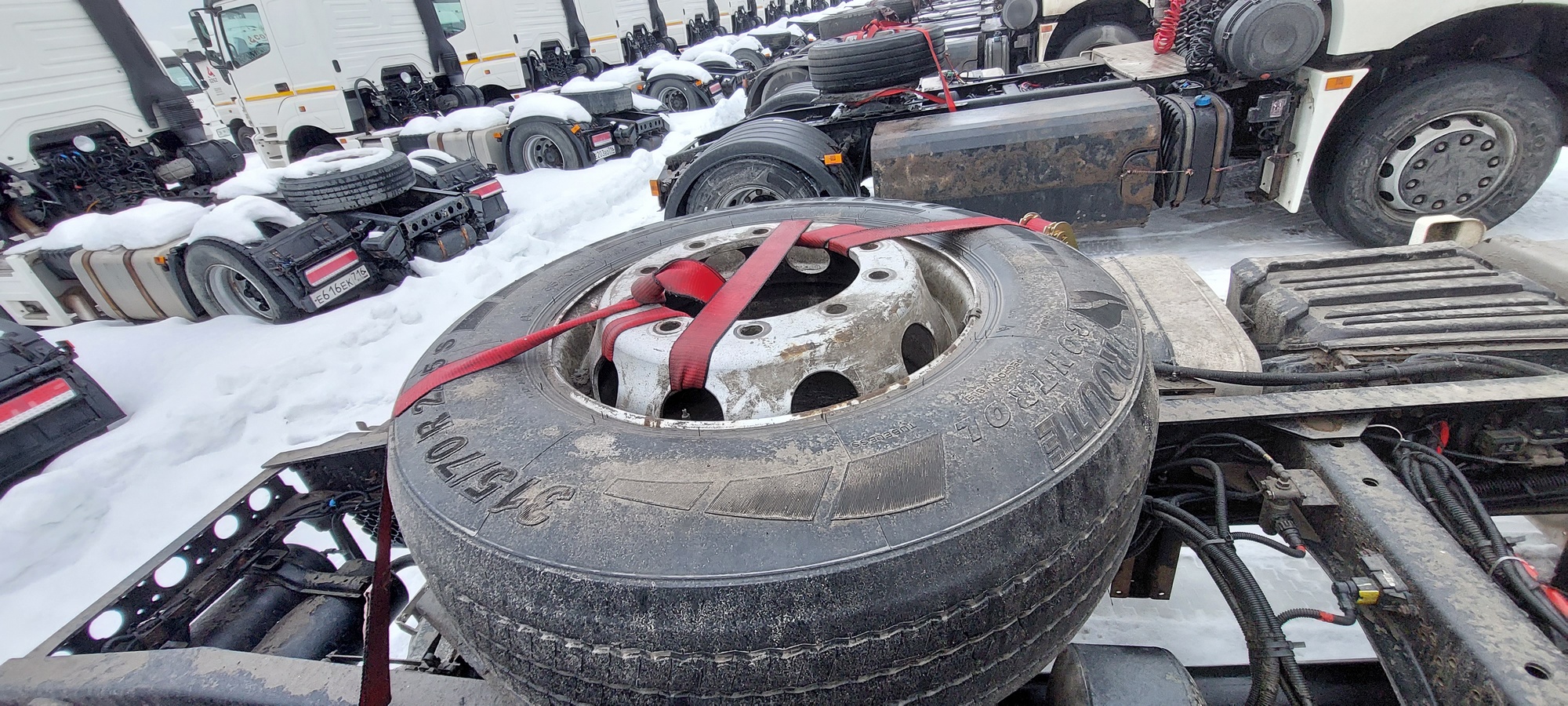 Седельный тягач КАМАЗ 5490-801-DC (газодизель) 2021 г. - фото 17