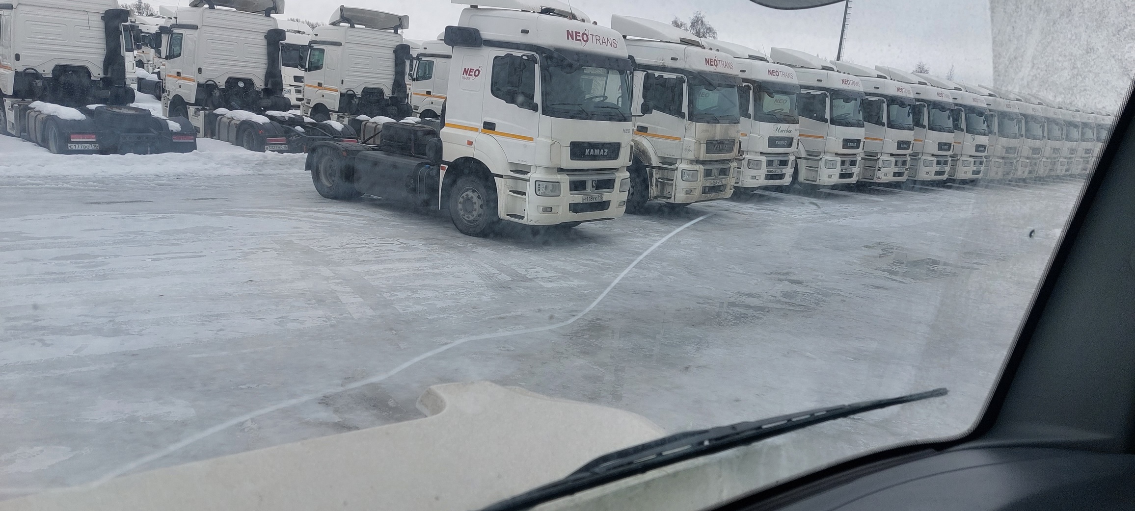 Седельный тягач КАМАЗ 5490-801-DC (газодизель) 2021 г. - фото 61