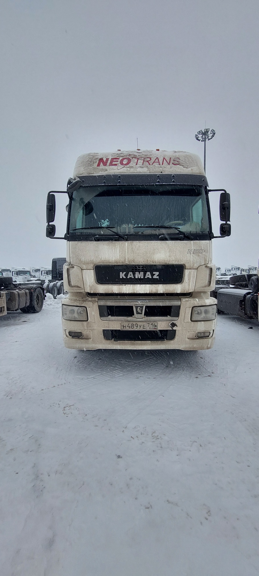 Седельный тягач КАМАЗ 5490-801-DC (газодизель) 2021 г.