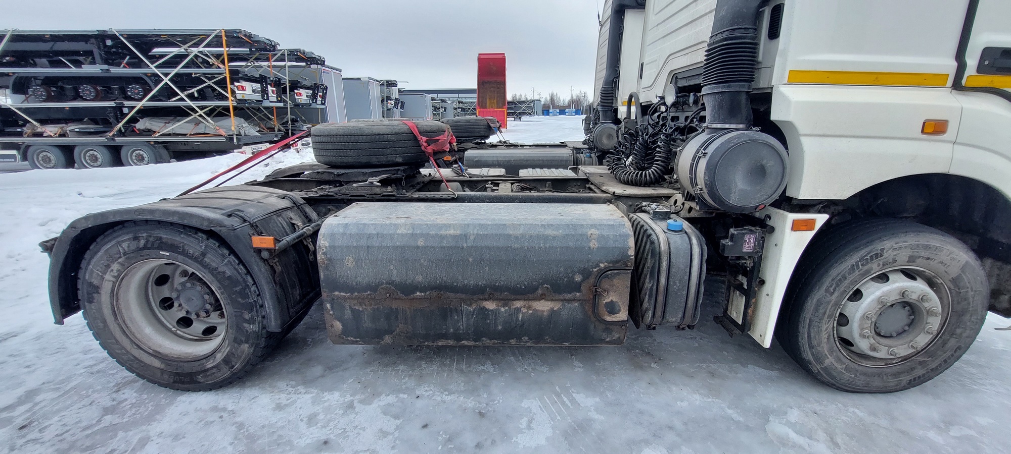 Седельный тягач КАМАЗ 5490-801-DC (газодизель) 2021 г. - фото 20