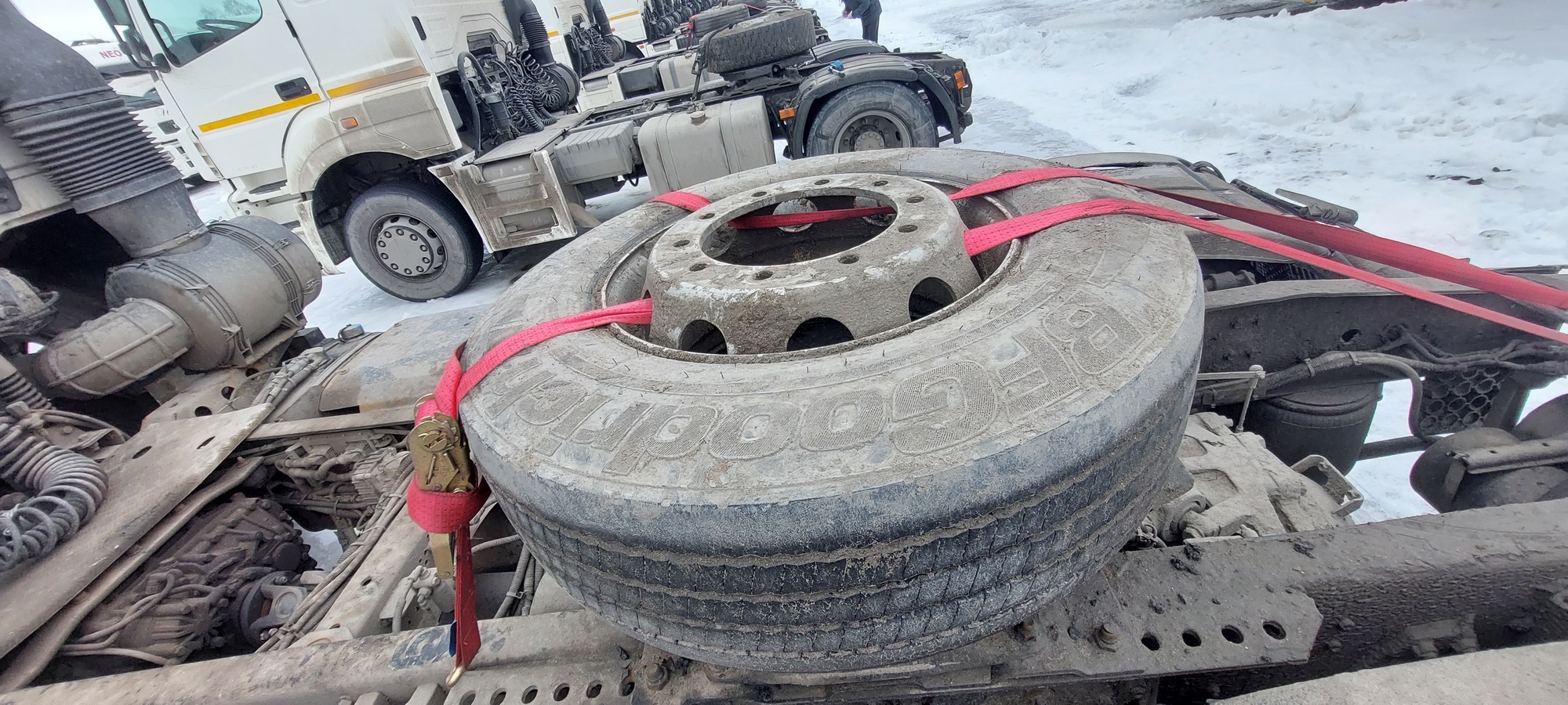 Седельный тягач КАМАЗ 5490-801-DC (газодизель) 2021 г. - фото 24