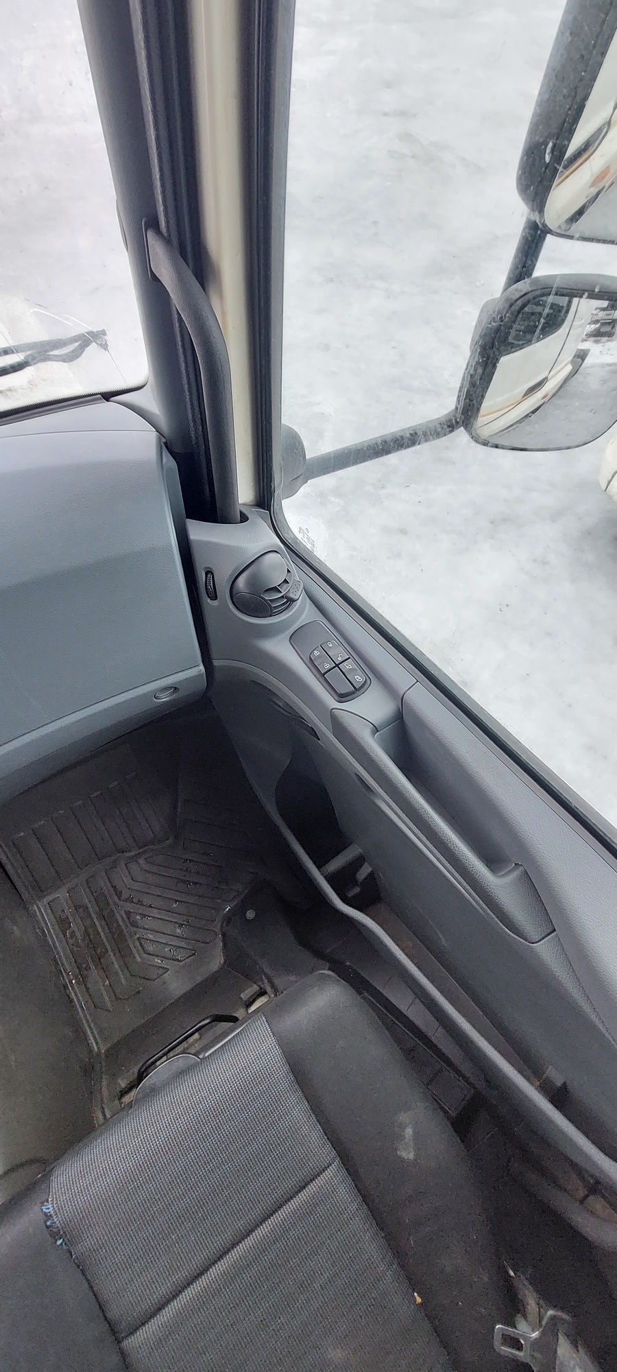 Седельный тягач КАМАЗ 5490-801-DC (газодизель) 2021 г. - фото 48