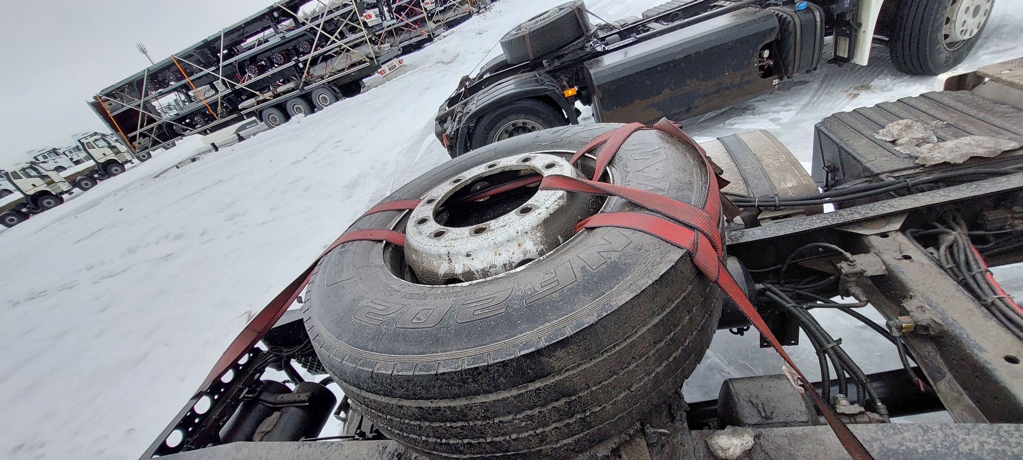 Седельный тягач КАМАЗ 5490-801-DC (газодизель) 2021 г. - фото 22