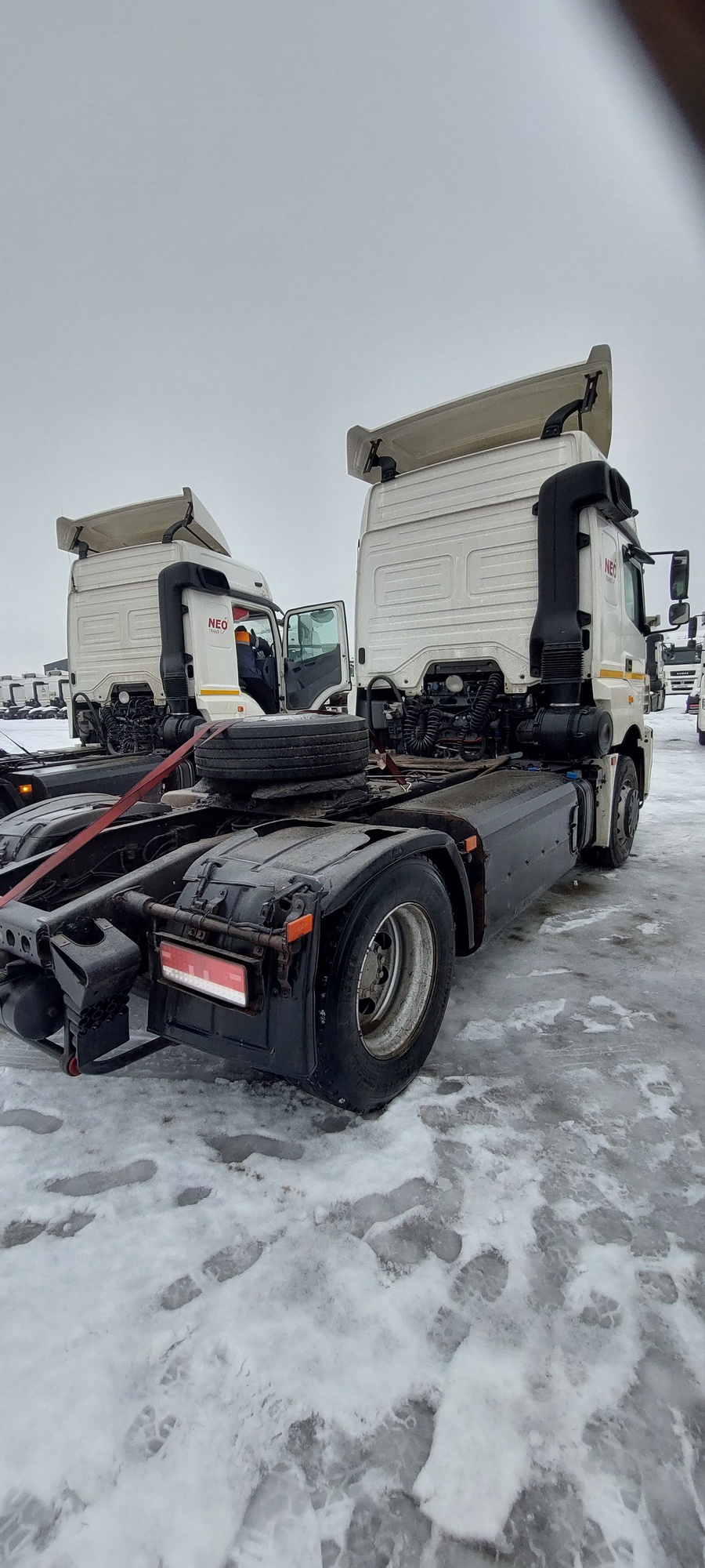 Седельный тягач КАМАЗ 5490-801-DC (газодизель) 2021 г. - фото 27