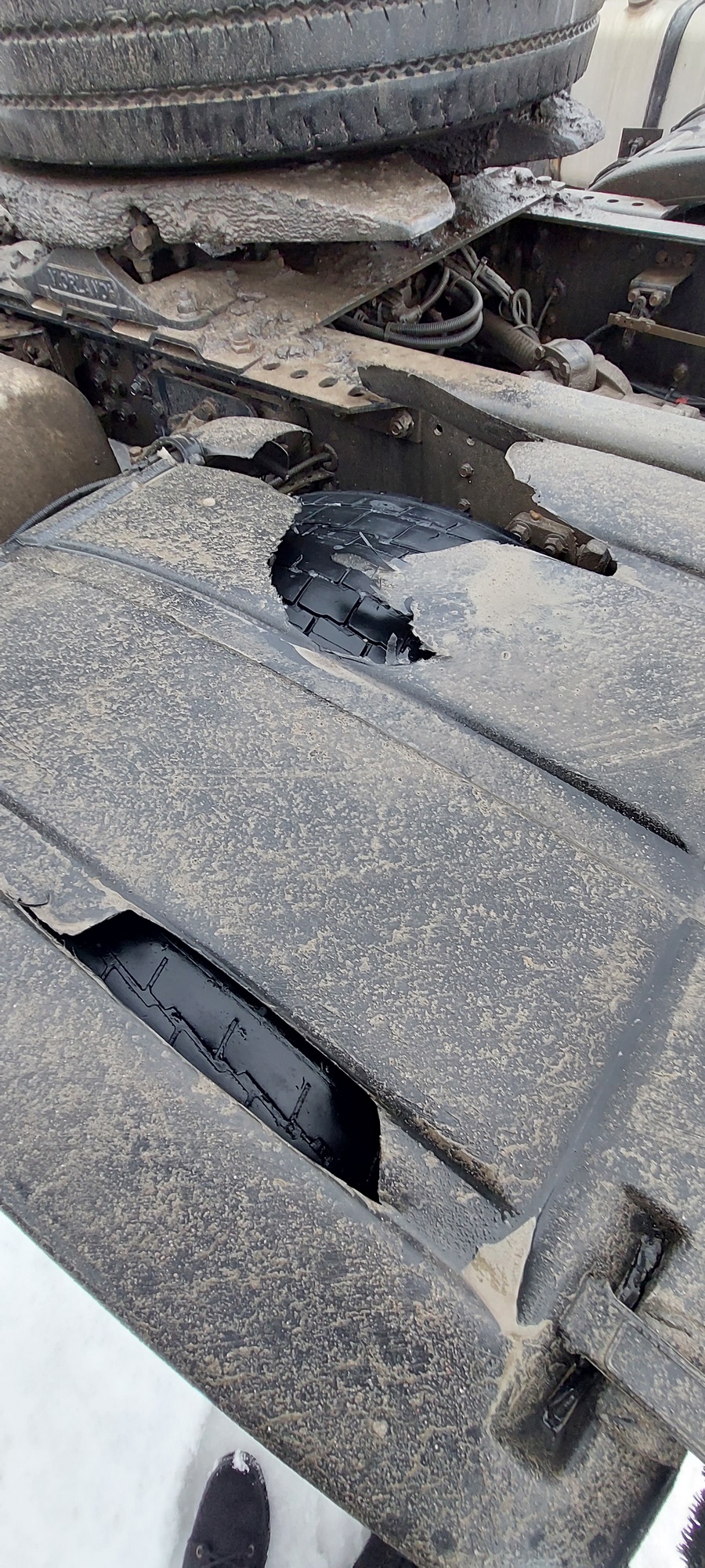 Седельный тягач КАМАЗ 5490-801-DC (газодизель) 2021 г. - фото 31