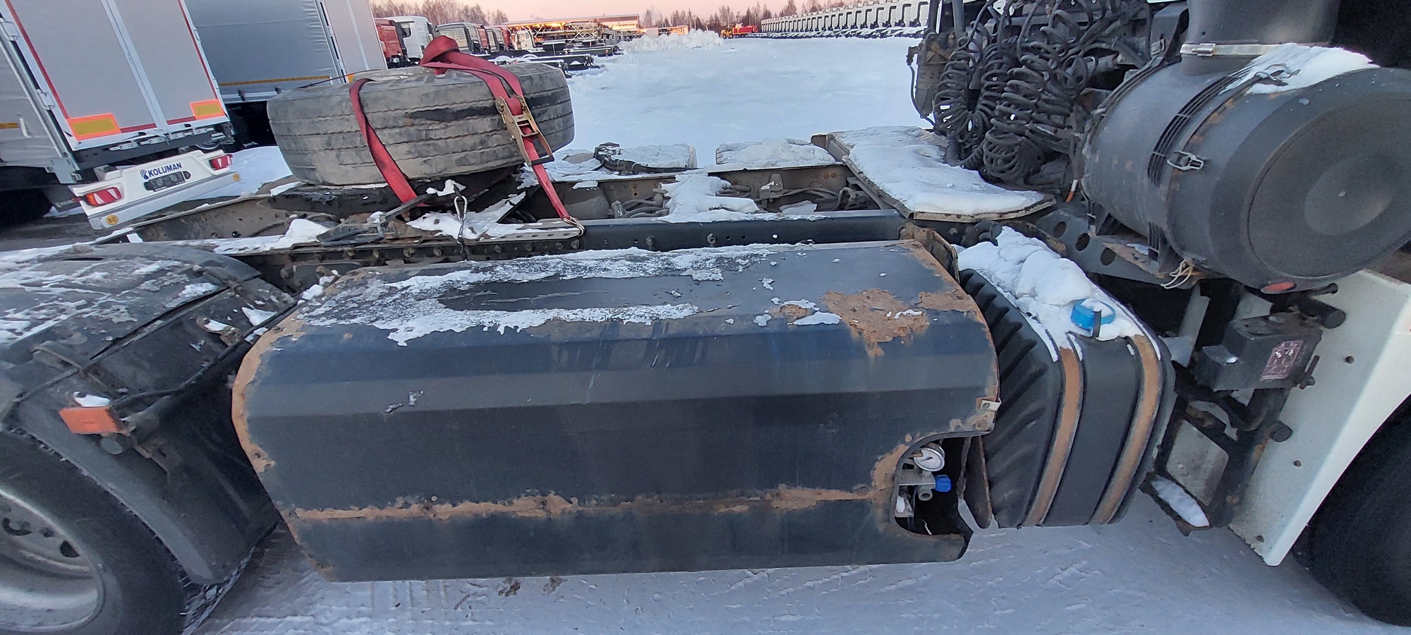 Седельный тягач КАМАЗ 5490-801-DC (газодизель) 2021 г. - фото 14