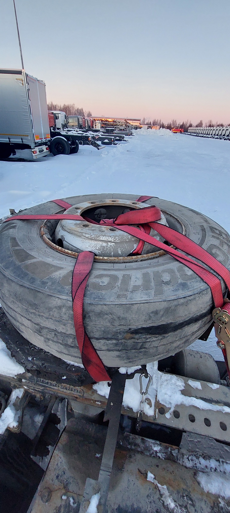 Седельный тягач КАМАЗ 5490-801-DC (газодизель) 2021 г. - фото 17