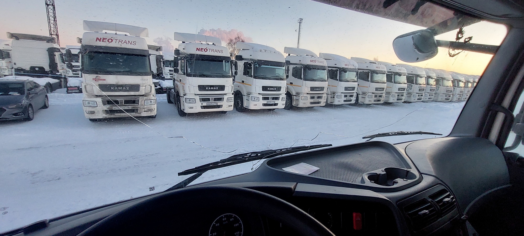 Седельный тягач КАМАЗ 5490-801-DC (газодизель) 2021 г. - фото 34