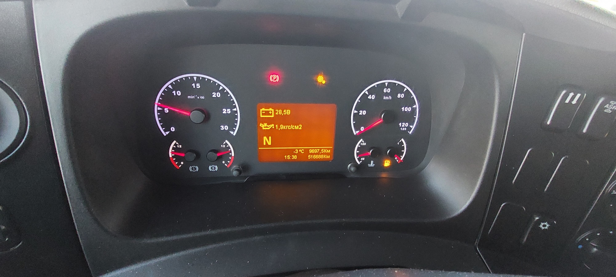 Седельный тягач КАМАЗ 5490-801-DC (газодизель) 2021 г. - фото 35