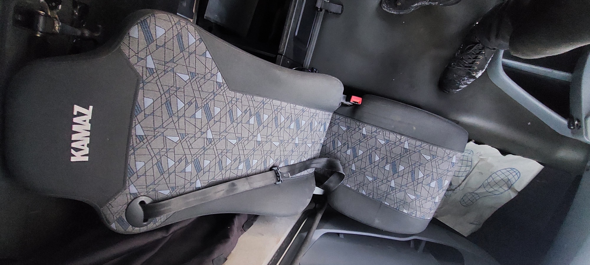 Седельный тягач КАМАЗ 5490-801-DC (газодизель) 2021 г. - фото 39