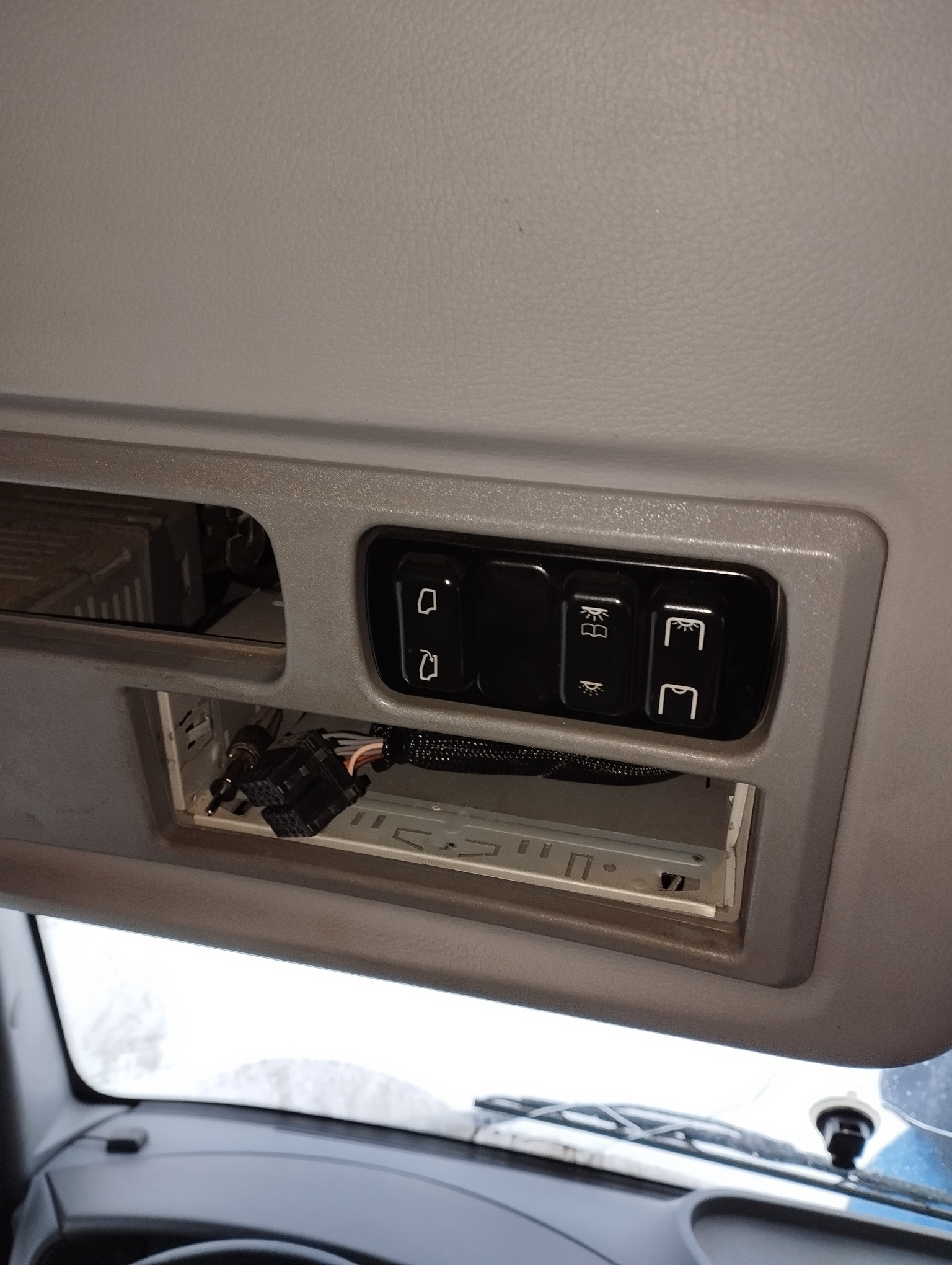 Седельный тягач КАМАЗ 5490-801-DC (газодизель) 2021 г. - фото 52