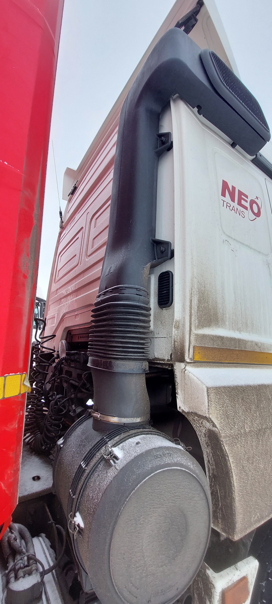 Седельный тягач КАМАЗ 5490-801-DC (газодизель) 2021 г. - фото 20