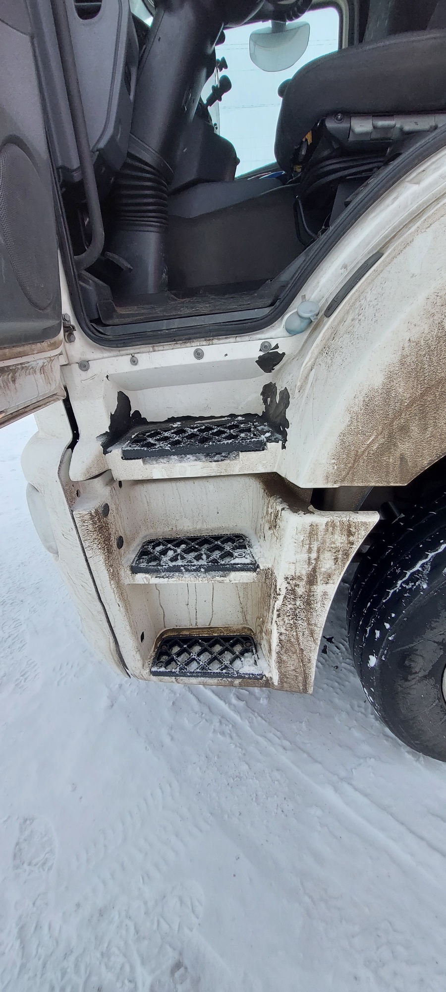 Седельный тягач КАМАЗ 5490-801-DC (газодизель) 2021 г. - фото 35