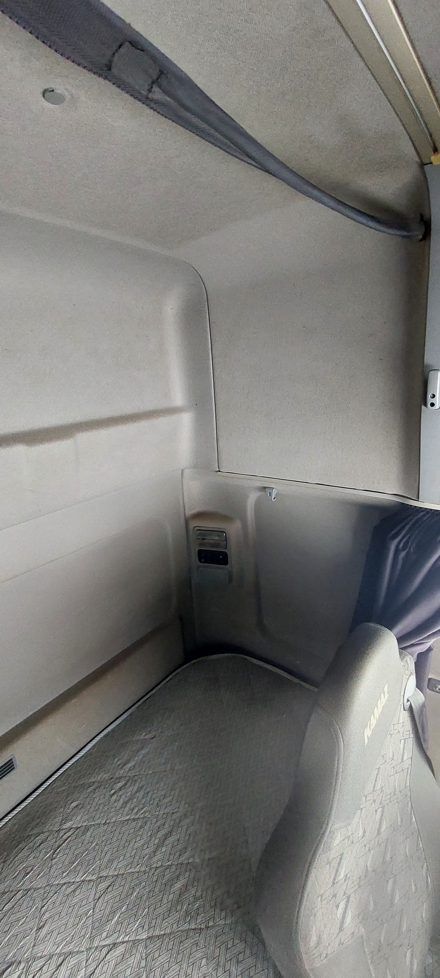 Седельный тягач КАМАЗ 5490-801-DC (газодизель) 2021 г. - фото 50