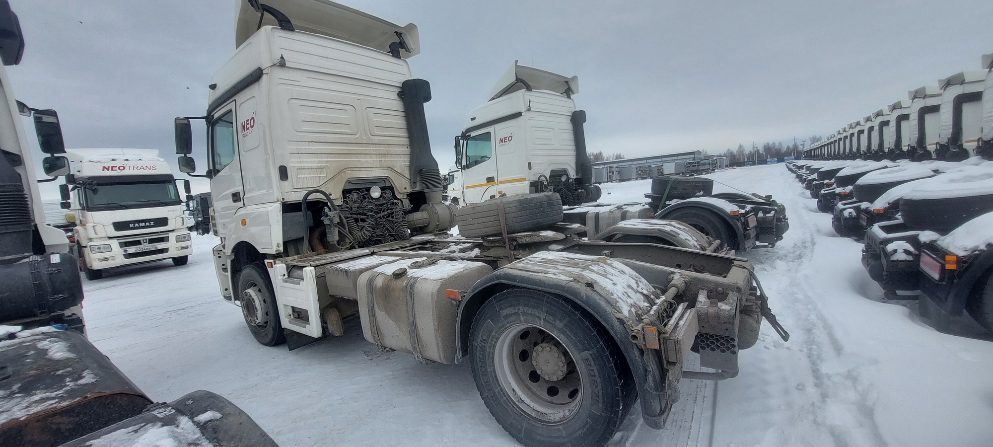 Седельный тягач КАМАЗ 5490-801-DC (газодизель) 2021 г. - фото 28