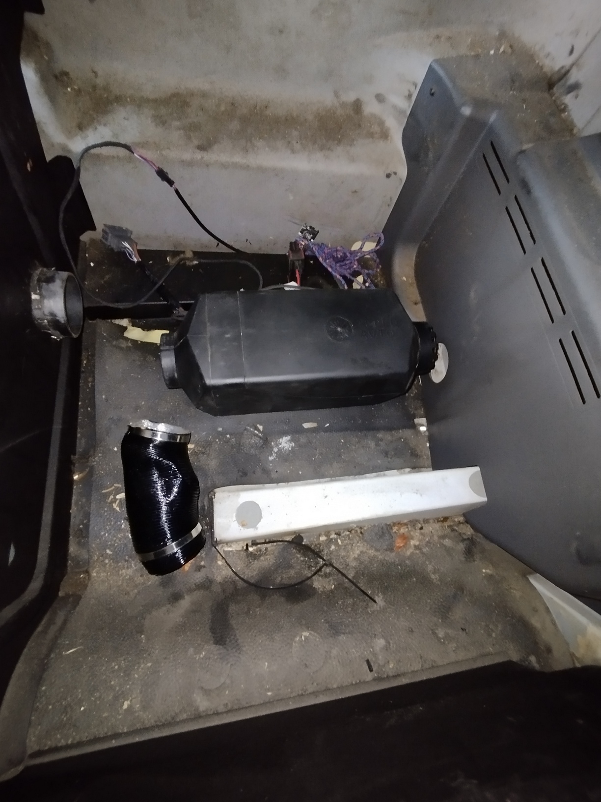 Седельный тягач КАМАЗ 5490-801-DC (газодизель) 2021 г. - фото 50