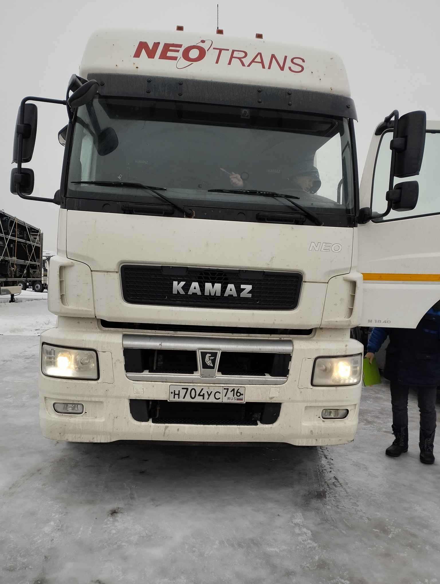 Седельный тягач КАМАЗ 5490-801-DC (газодизель) 2021 г. - фото 65