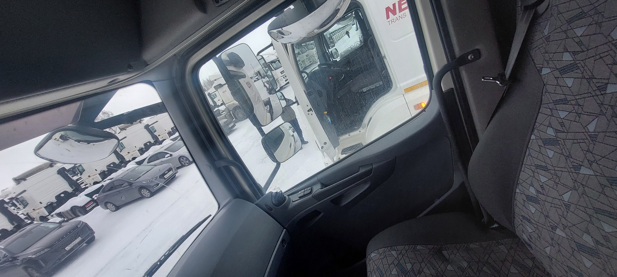 Седельный тягач КАМАЗ 5490-801-DC (газодизель) 2021 г. - фото 30