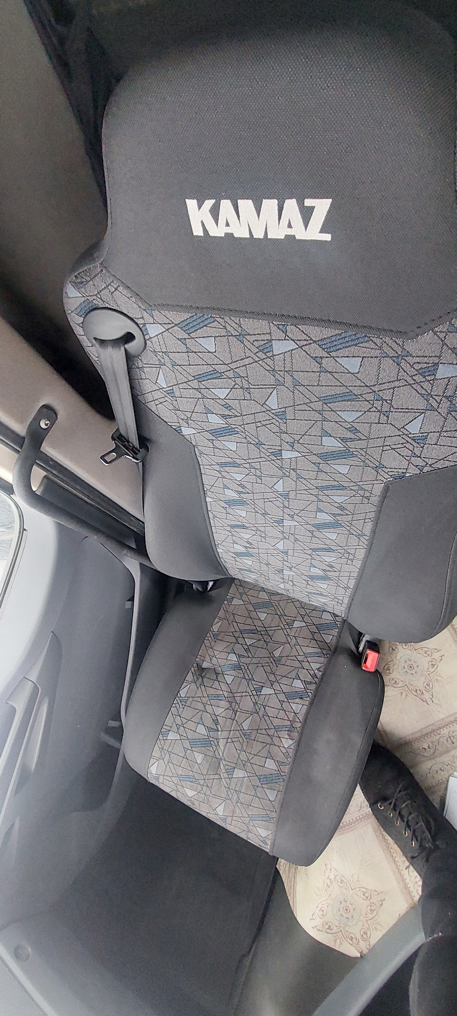 Седельный тягач КАМАЗ 5490-801-DC (газодизель) 2021 г. - фото 33