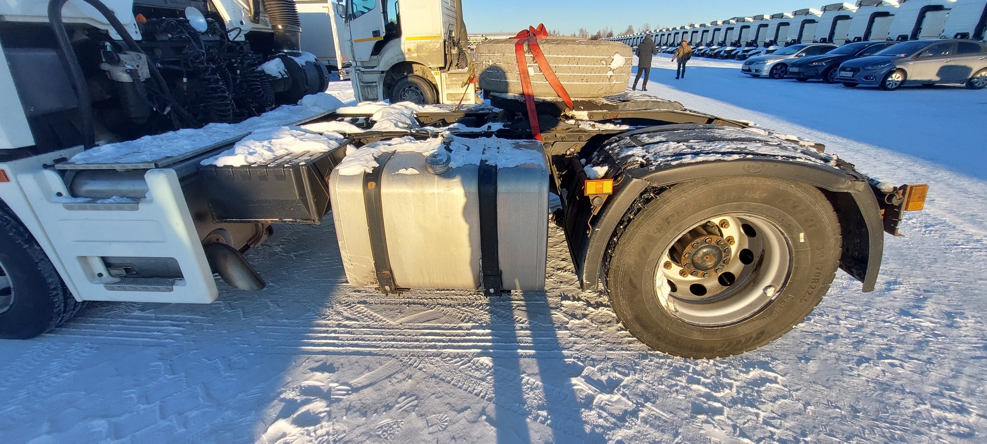 Седельный тягач КАМАЗ 5490-801-DC (газодизель) 2021 г. - фото 17