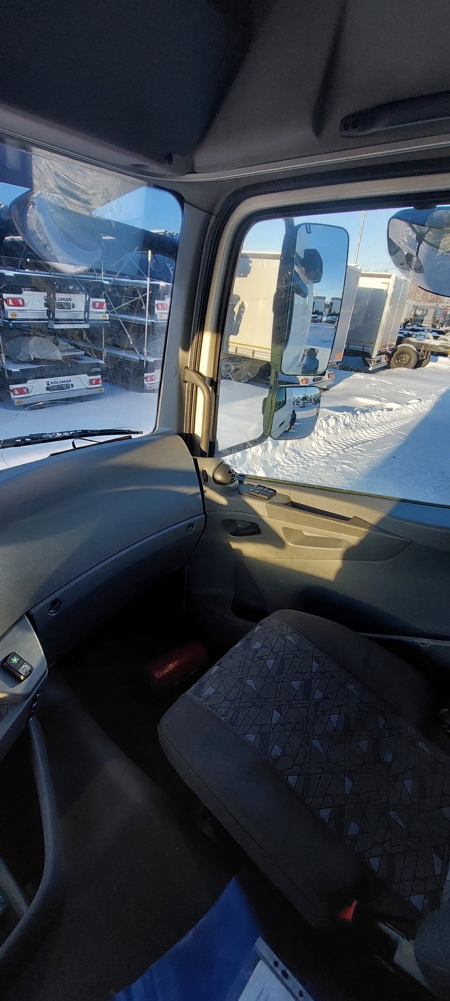 Седельный тягач КАМАЗ 5490-801-DC (газодизель) 2021 г. - фото 28